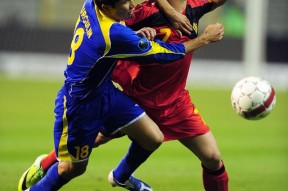 kaiyun体育登录入口 莱万多夫斯基和c罗谁厉害 